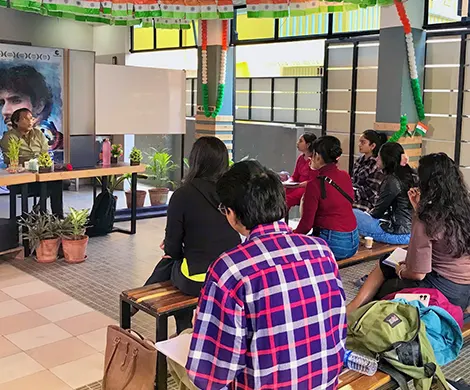 IT enthusiasts, collaborate team, unlock creative mind